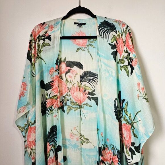 EUC AMERICAN EAGLE OUTFITTERS FLORAL COVER UP BEACH / SWIM ONE SIZE - Picture 10 of 14